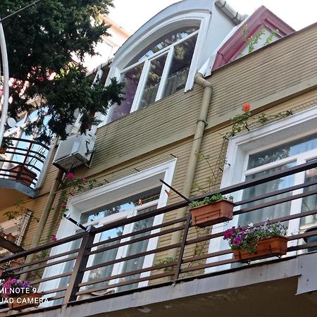 Guesthouse Melikishvili 57 Batumi Eksteriør billede