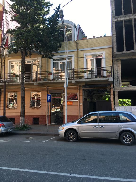 Guesthouse Melikishvili 57 Batumi Eksteriør billede